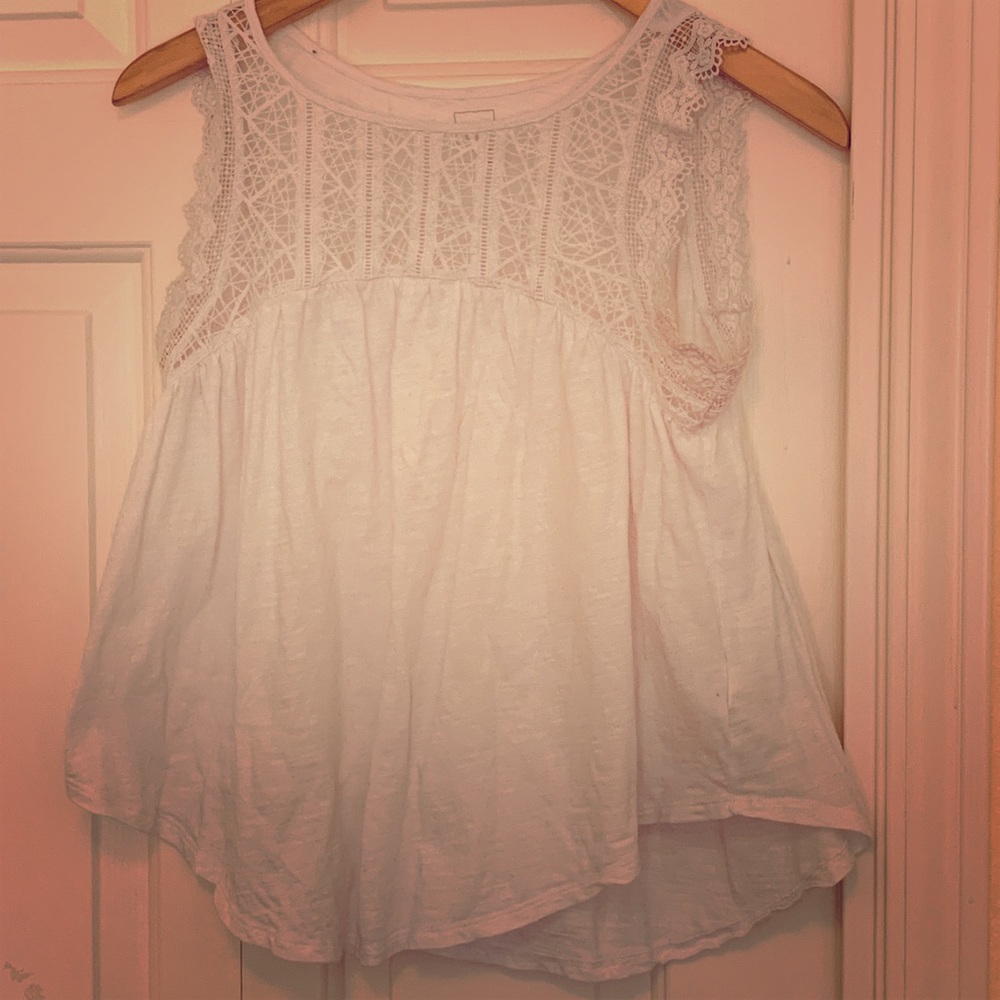 Gap Gorgeous Airy Sleeveless White Tank